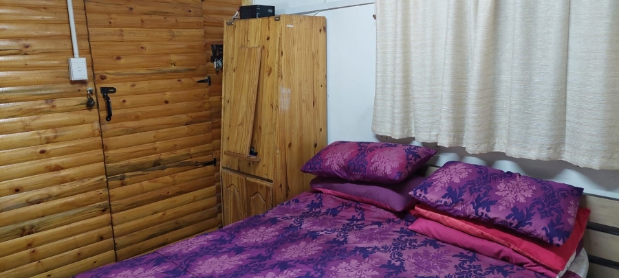 2 Bedroom Property for Sale in Bethulie Free State